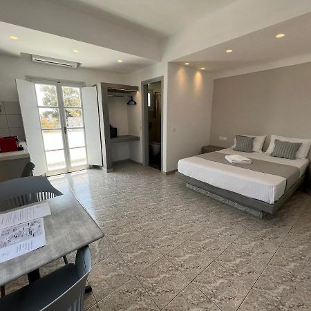White Lily Suites & Lofts - Adults Only 16 Plus Perissa Exterior foto