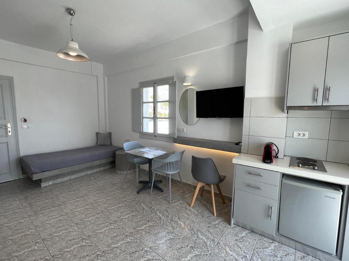 White Lily Suites & Lofts - Adults Only 16 Plus Perissa Exterior foto