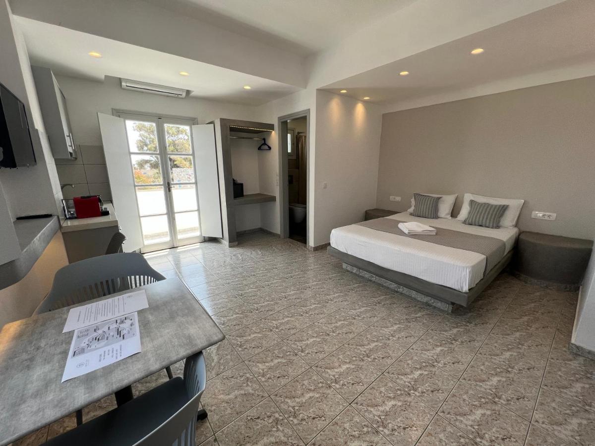 White Lily Suites & Lofts - Adults Only 16 Plus Perissa Exterior foto