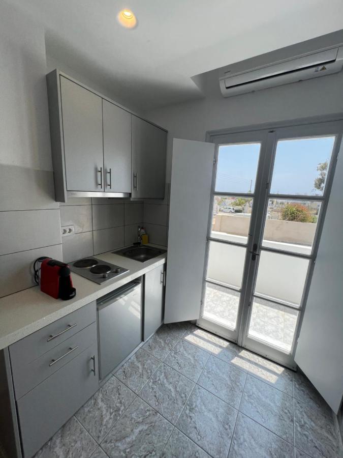 White Lily Suites & Lofts - Adults Only 16 Plus Perissa Exterior foto