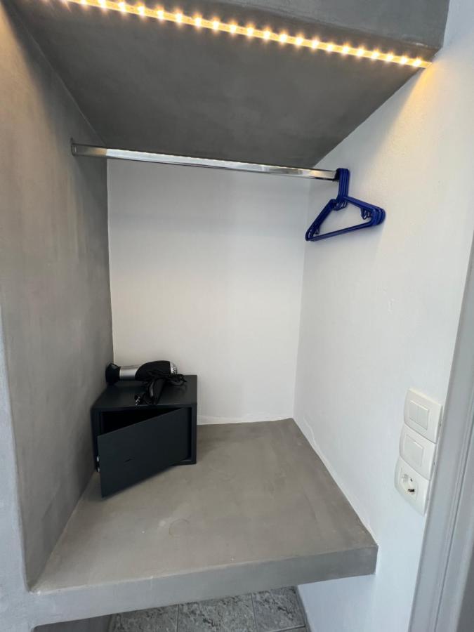 White Lily Suites & Lofts - Adults Only 16 Plus Perissa Exterior foto