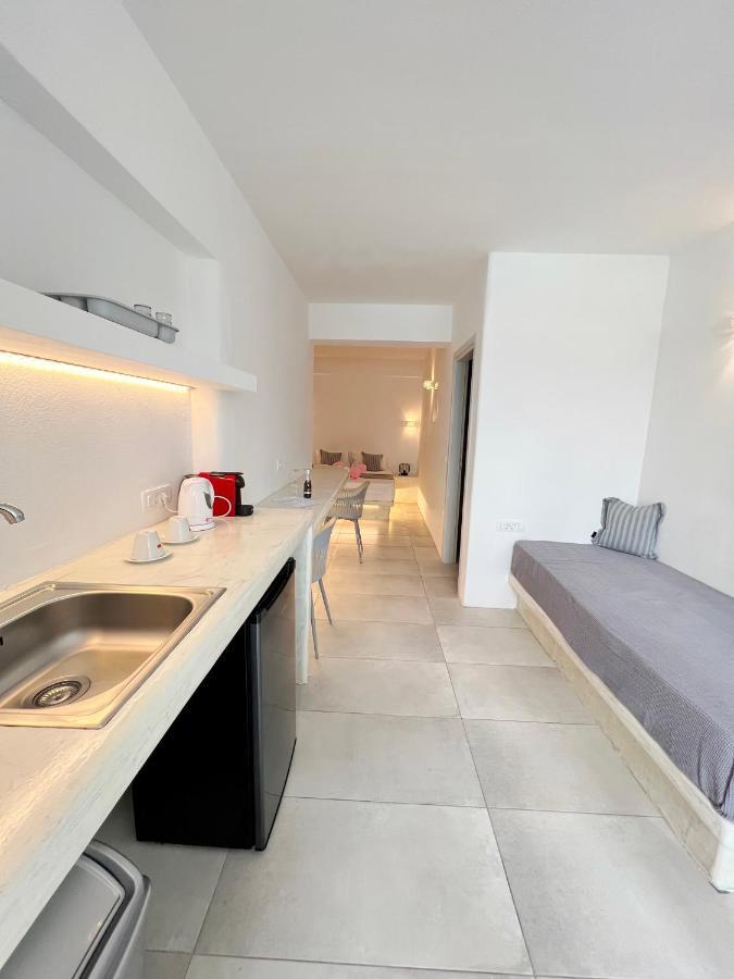White Lily Suites & Lofts - Adults Only 16 Plus Perissa Exterior foto